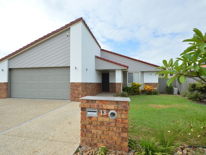 13 Penina Crt, Cornubia QLD 4130