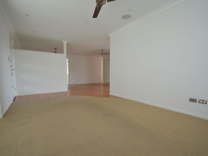13 Penina Crt, Cornubia QLD 4130