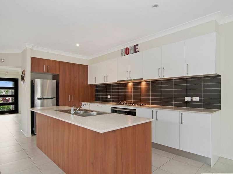 3 Springrise Place, Yarrabilba QLD 4207