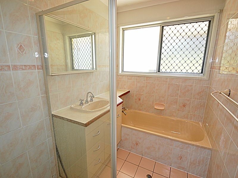 16 Oatberry Crescent, Shailer Park QLD 4128