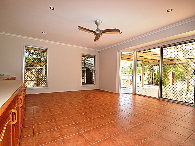 16 Oatberry Crescent, Shailer Park QLD 4128