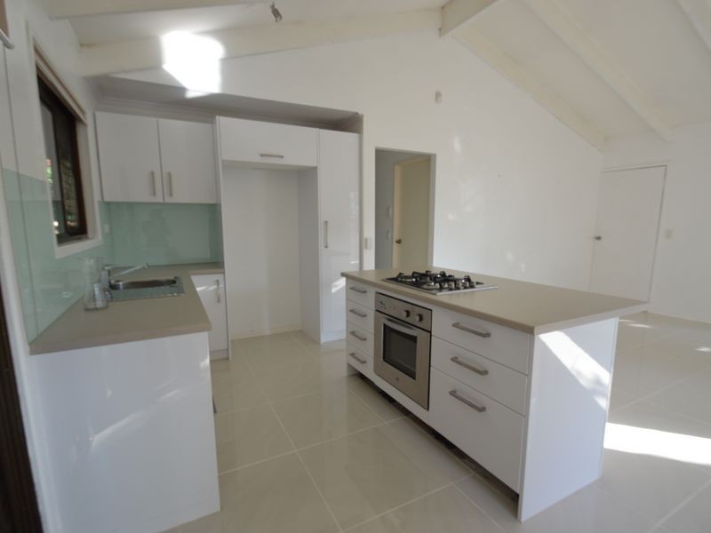 33 Beacon Drive, Cornubia QLD 4130