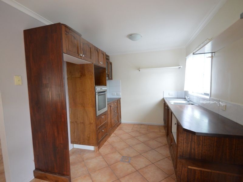 9 Waters Street, Waterford West QLD 4133