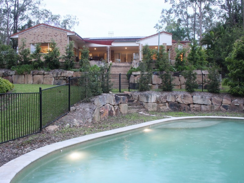 129-131 Forestdale Drive, Forestdale QLD 4118