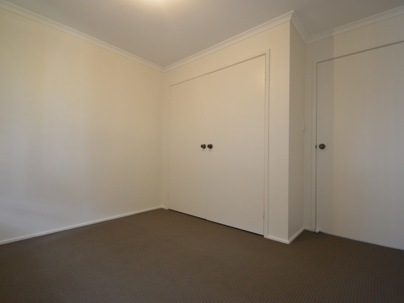 77 Sunscape Drive, Eagleby QLD 4207