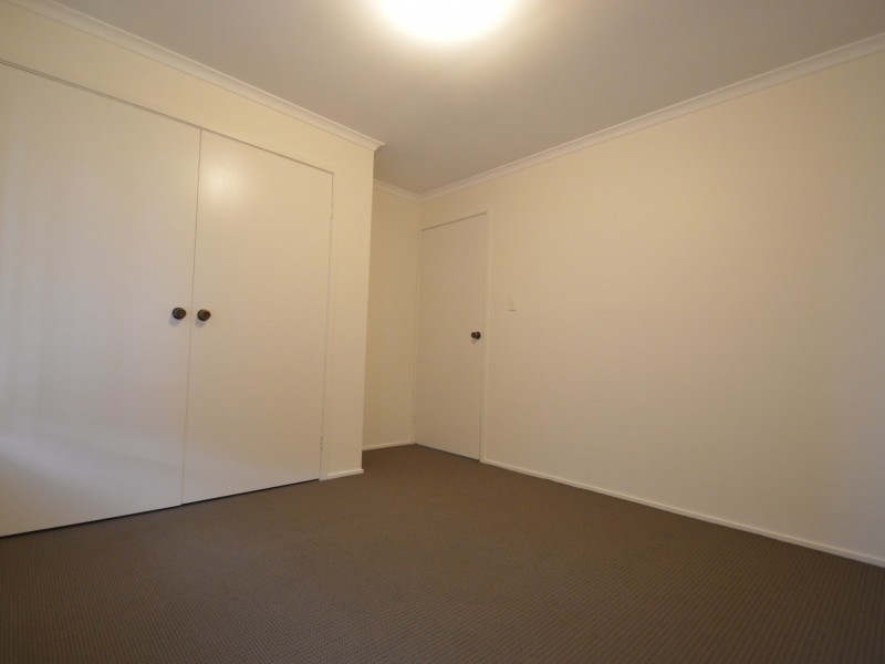 77 Sunscape Drive, Eagleby QLD 4207