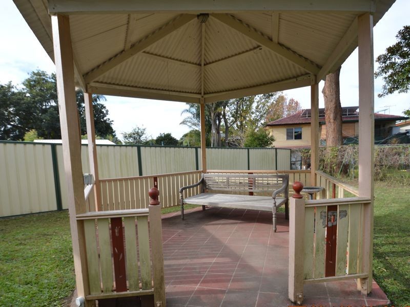 16 Mankina Street, Slacks Creek QLD 4127