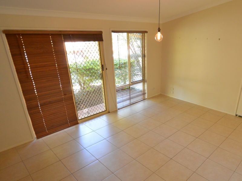13 Hinchcliffe Drive, Tanah Merah QLD 4128