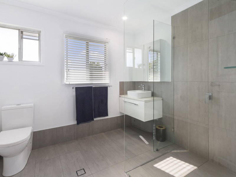 11 Acacia Road, Woodridge QLD 4114