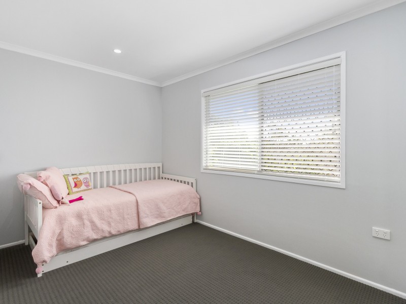11 Acacia Road, Woodridge QLD 4114