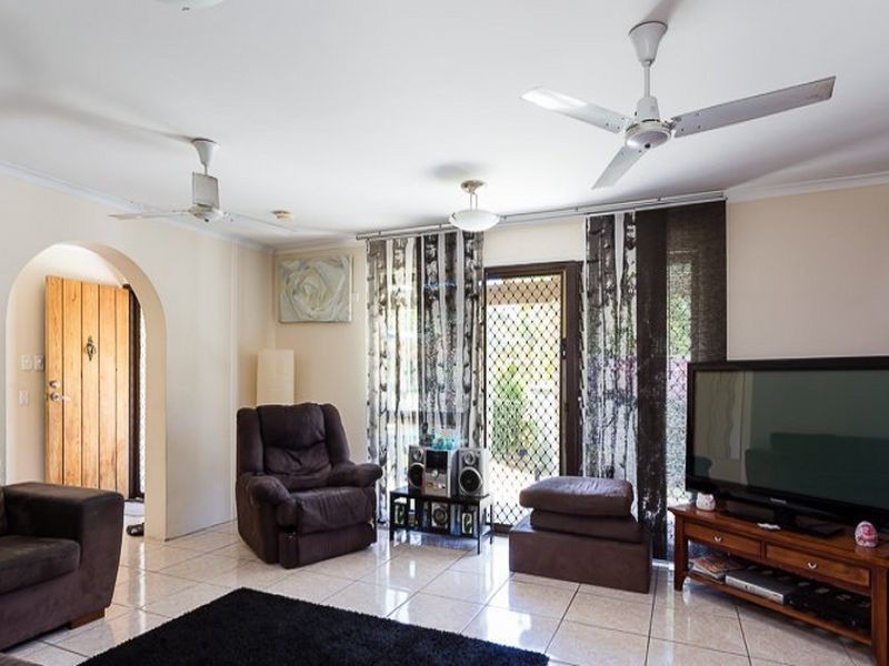 20 Juanita Grove, Springwood QLD 4127