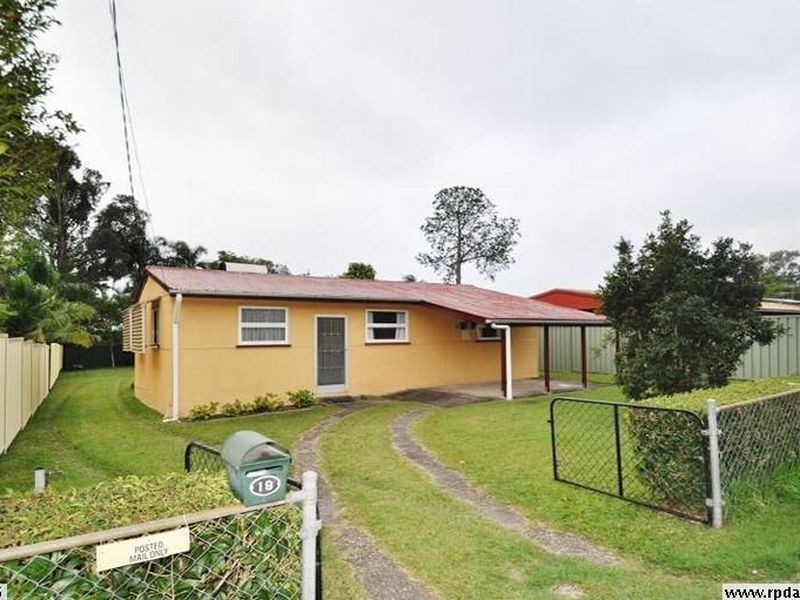 19 Laurel Street, Woodridge QLD 4114
