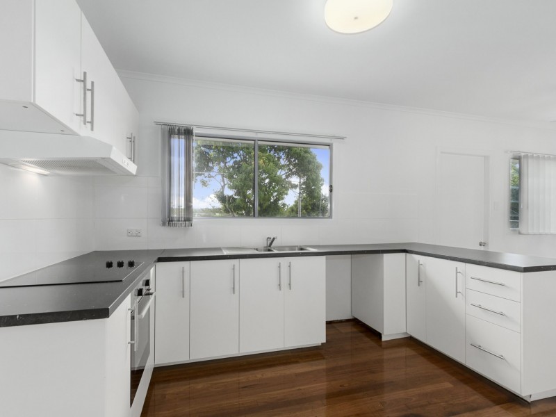 8 Wain Avenue, Logan Central QLD 4114