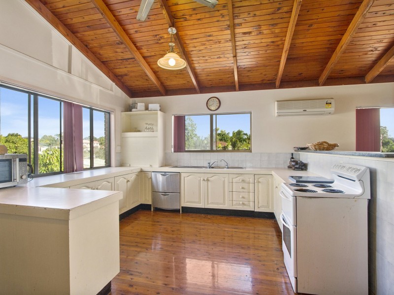 29 Blackthorn Crescent, Shailer Park QLD 4128