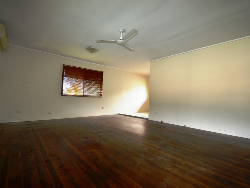 31 Reading St, Logan Central QLD 4114