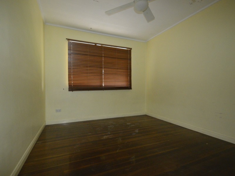 31 Reading St, Logan Central QLD 4114