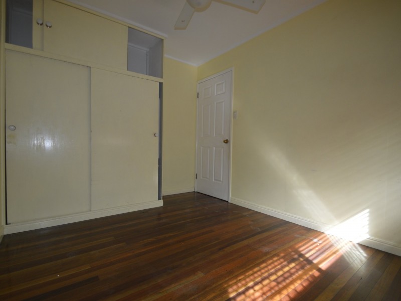 31 Reading St, Logan Central QLD 4114