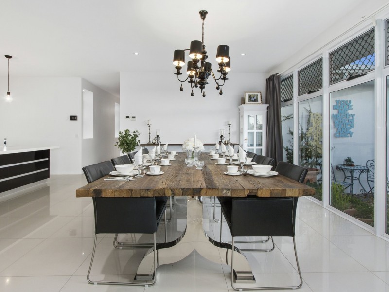 3 Ridgevale Bld, Holmview QLD 4207