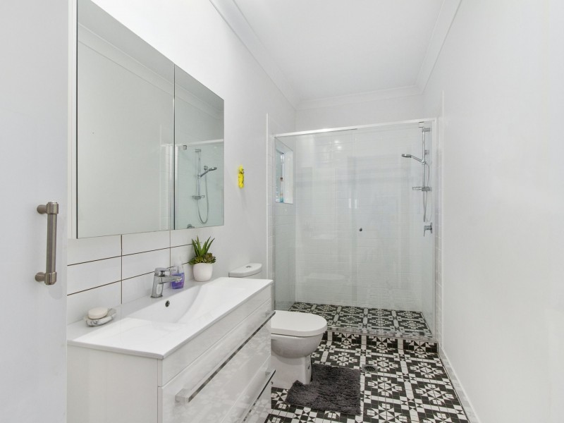 3 Ridgevale Bld, Holmview QLD 4207