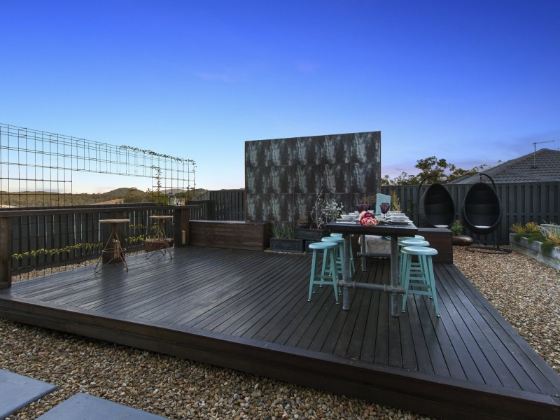 3 Ridgevale Bld, Holmview QLD 4207