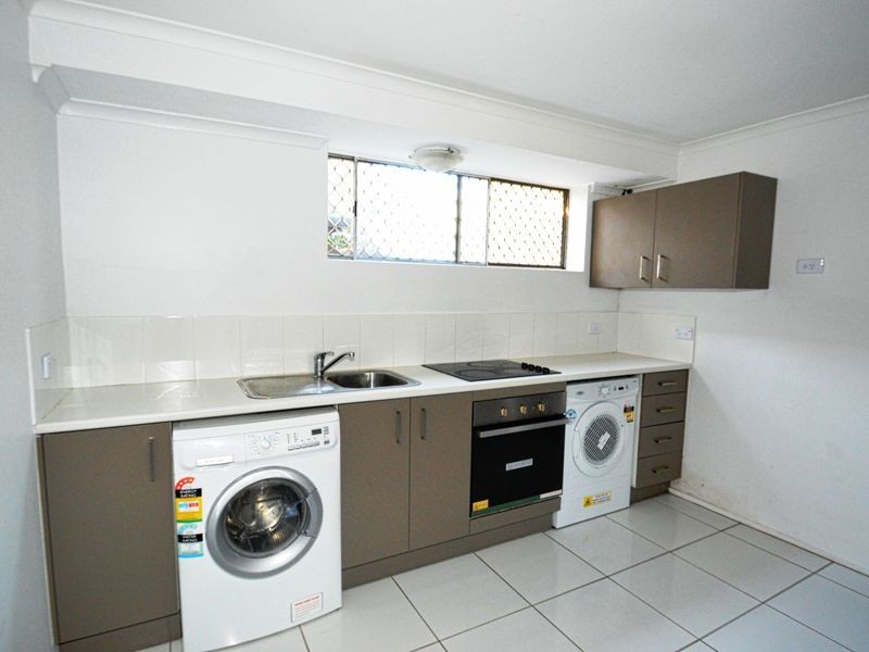 4 Birch Street, Kingston QLD 4114