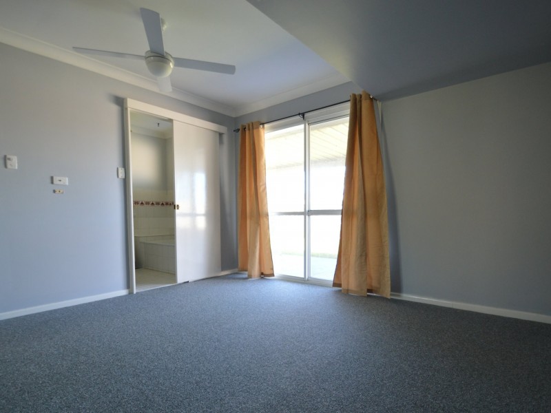 3 Carex Close, Crestmead QLD 4132