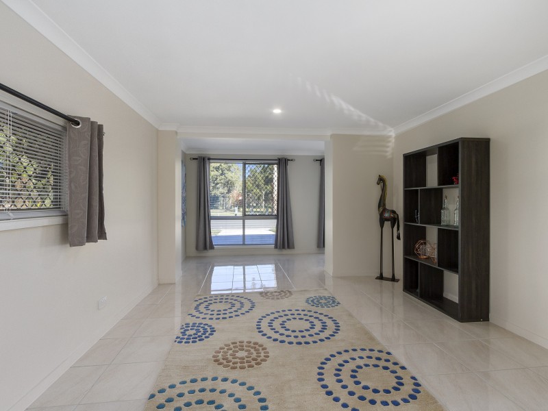7 West Bega Road, Kingston QLD 4114