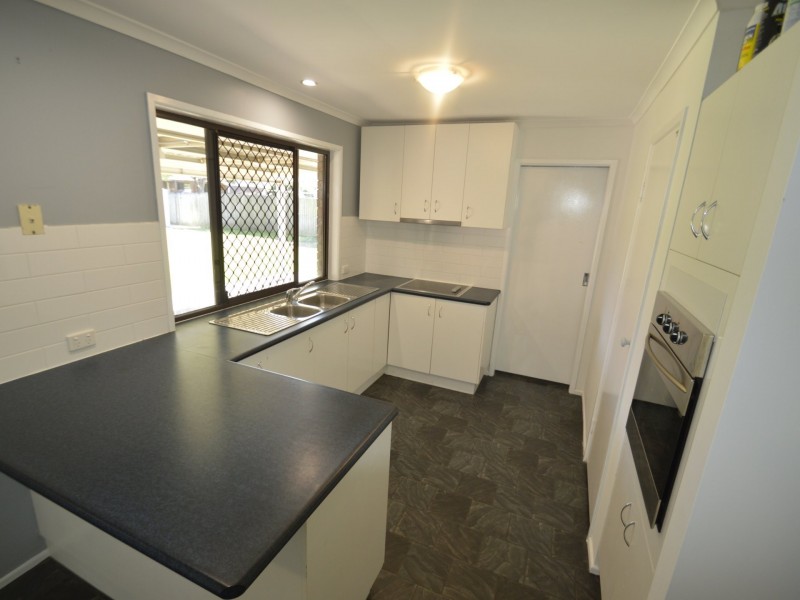 85 Drews Rd, Tanah Merah QLD 4128