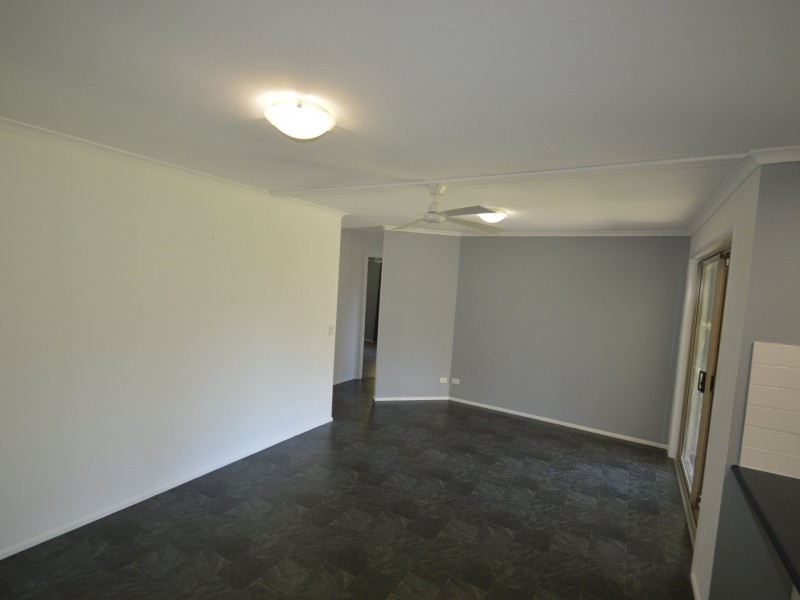 85 Drews Rd, Tanah Merah QLD 4128
