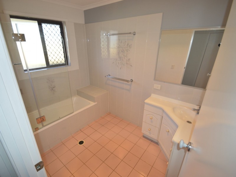 85 Drews Rd, Tanah Merah QLD 4128