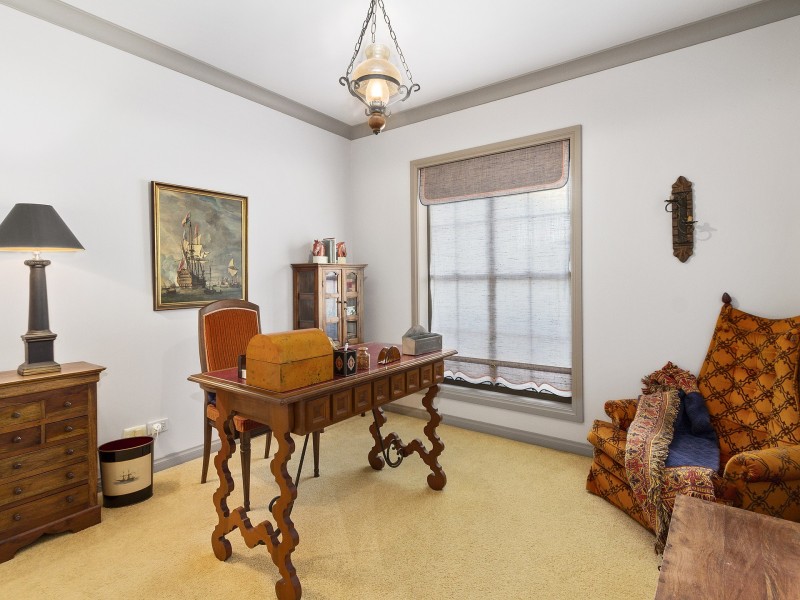 43 Jasmine Crescent, Shailer Park QLD 4128