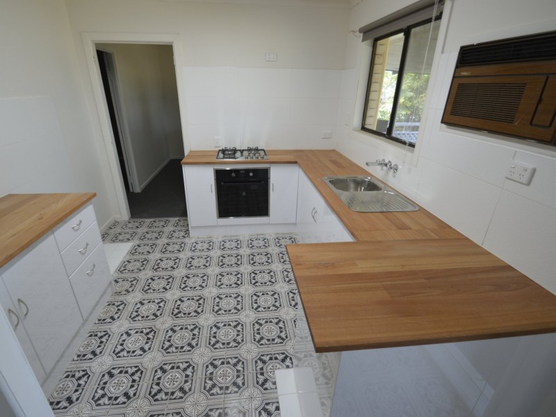 73A Shailer Rd, Shailer Park QLD 4128