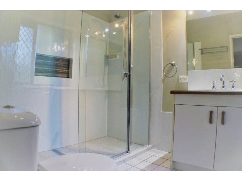 345-355 Holloway Road, Chambers Flat QLD 4133