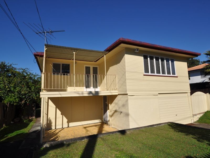 44 Camelia Avenue, Logan Central QLD 4114