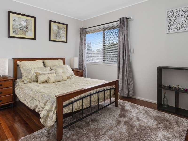 4 Dale Street, Kingston QLD 4114