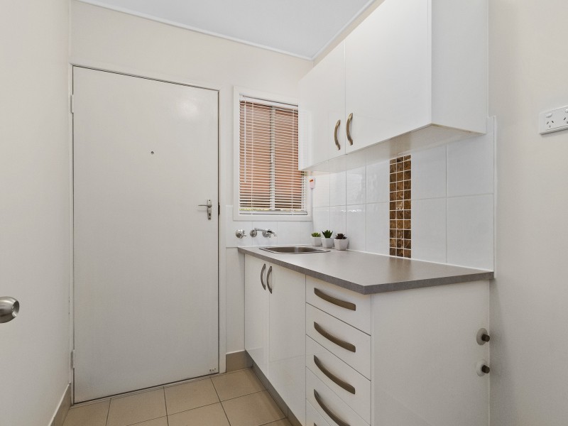 4 Dale Street, Kingston QLD 4114