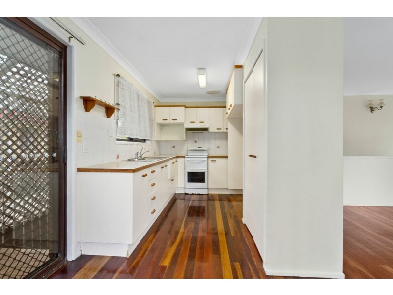 4 Gibbon Street, Springwood QLD 4127