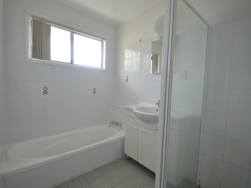 27 Jarrah Crescent, Logan Central QLD 4114