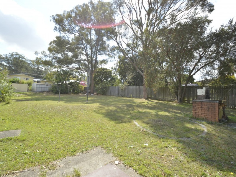 27 Jarrah Crescent, Logan Central QLD 4114