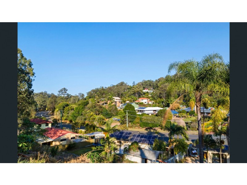 8 Parkview Crescent, Shailer Park QLD 4128