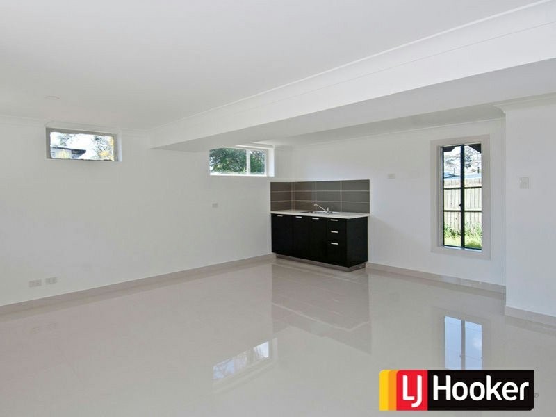 65 Ashvale Street, Kingston QLD 4114