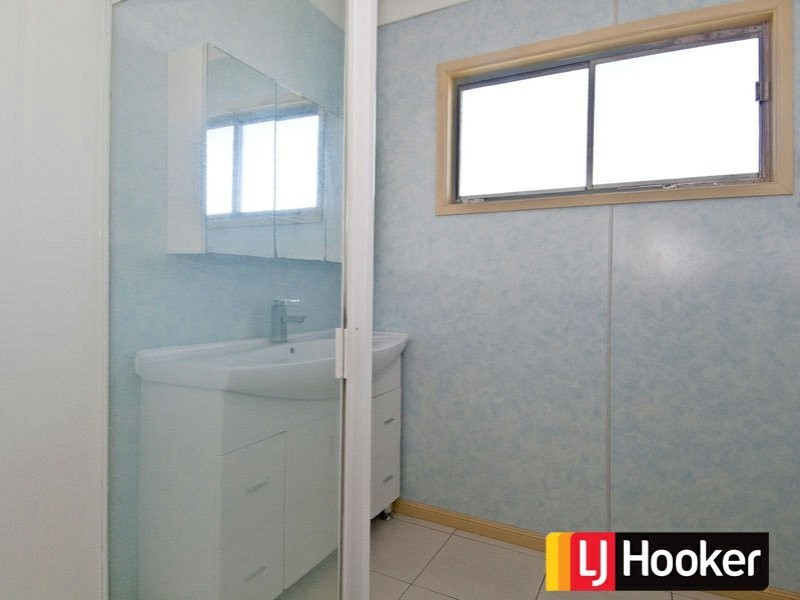 65 Ashvale Street, Kingston QLD 4114