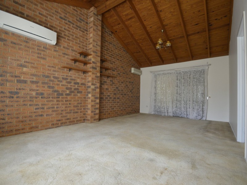 6 Bimbadeen Drive, Loganholme QLD 4129