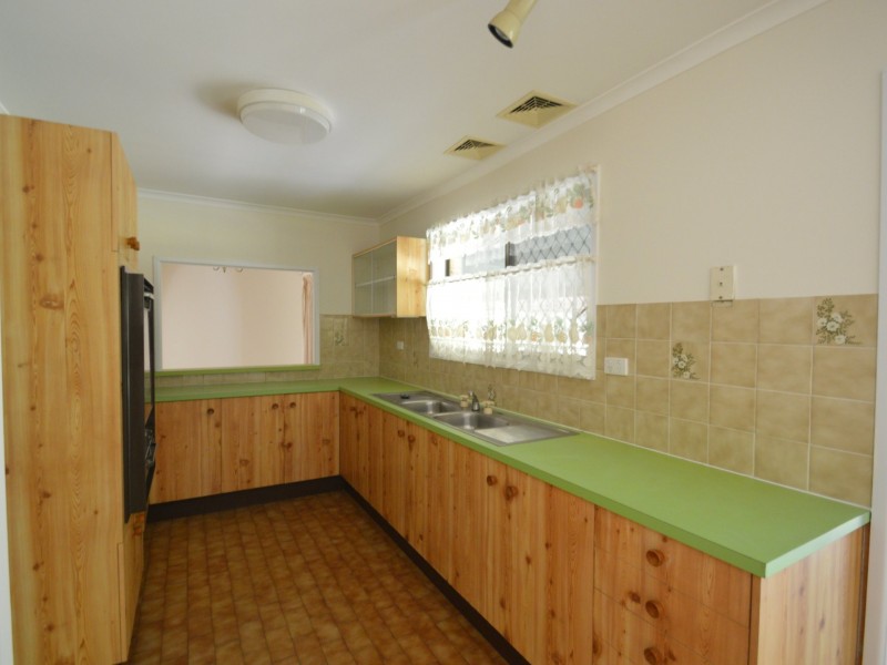 6 Bimbadeen Drive, Loganholme QLD 4129