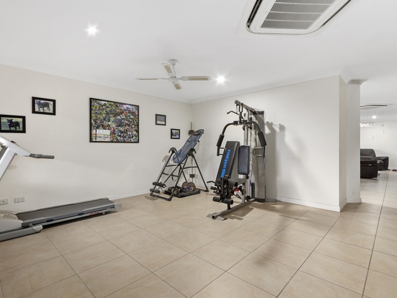 6 Meike Crescent, Tanah Merah QLD 4128