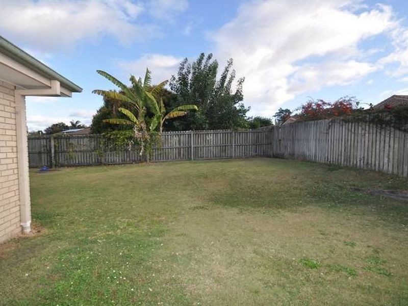 9 Houston Drive, Crestmead QLD 4132