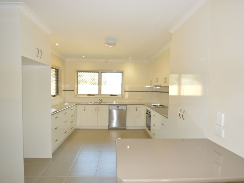 7 Francis Road, Shailer Park QLD 4128