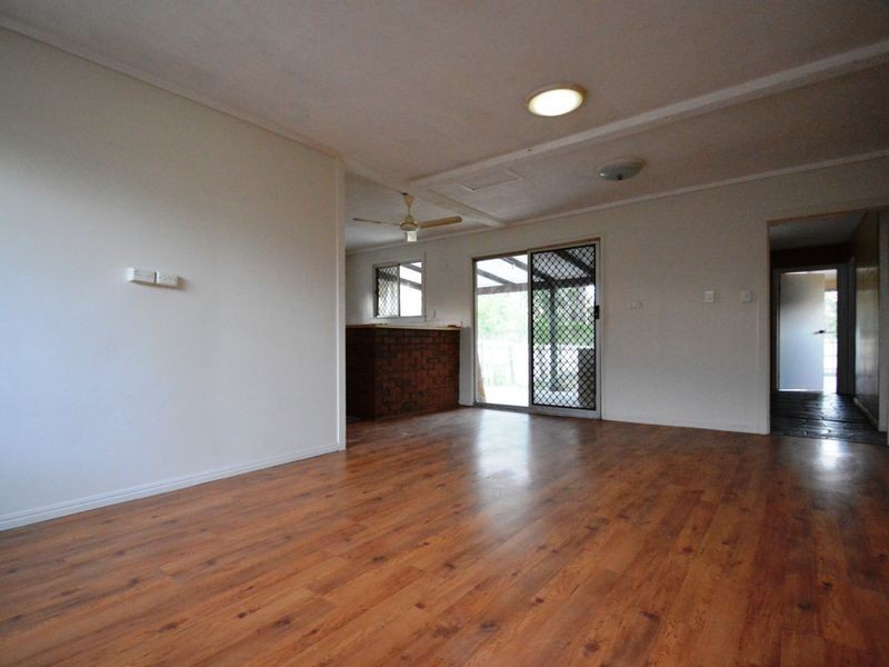 21 Laurel Street, Woodridge QLD 4114