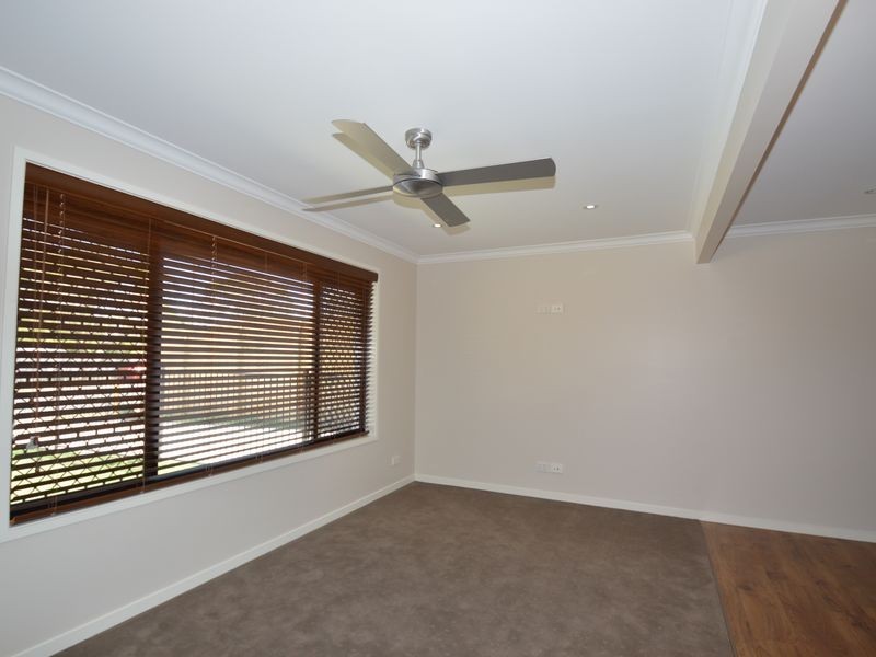 5 Francis Road, Shailer Park QLD 4128