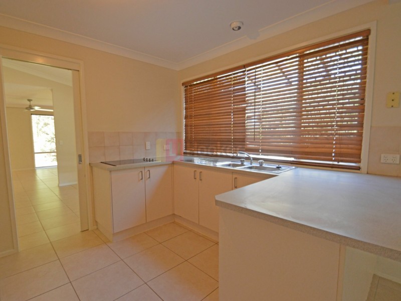 13 Hinchcliffe Street, Tanah Merah QLD 4128